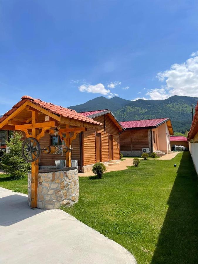 Къщи За Гости “Планински Рай” Mountain Paradise Resilovo Exterior foto