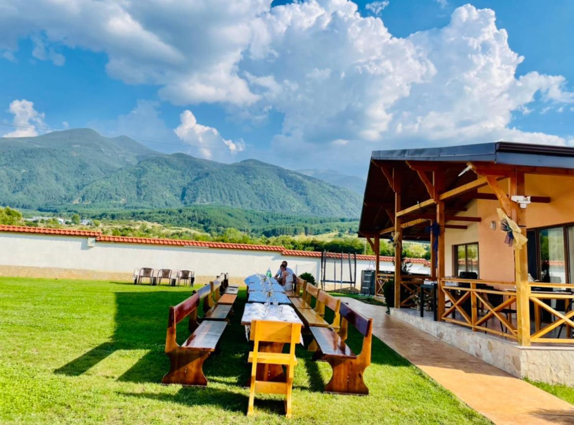 Къщи За Гости “Планински Рай” Mountain Paradise Resilovo Exterior foto